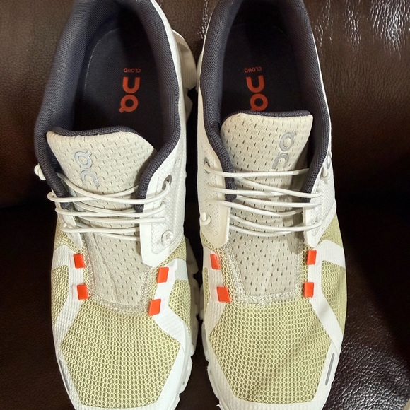 On Cloud Running Women's White and Green Athletic Shoes with Orange Highlights - Picture 2 of 4